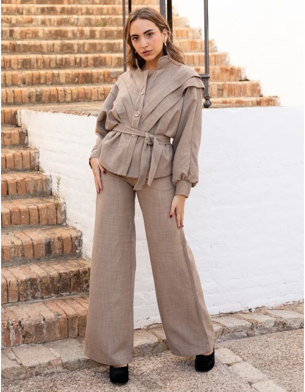 Pantalon évasé en beige