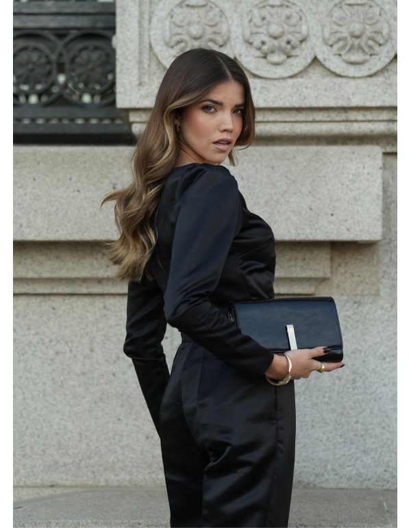 Blouse structurée noire à encolure carrée et manches longues 2