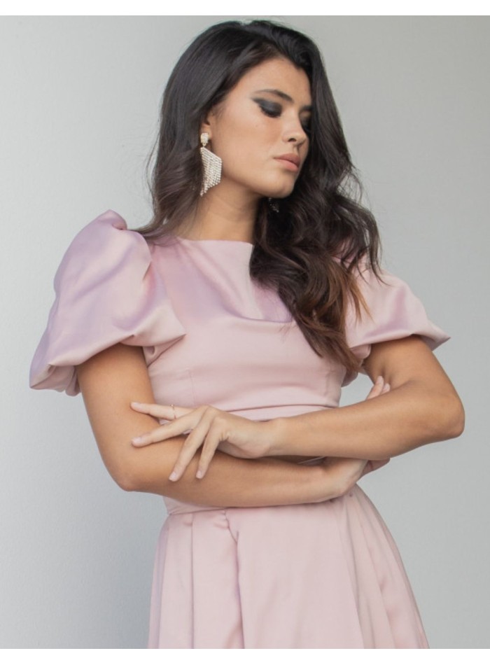 Crop top with round neckline and invisible closure