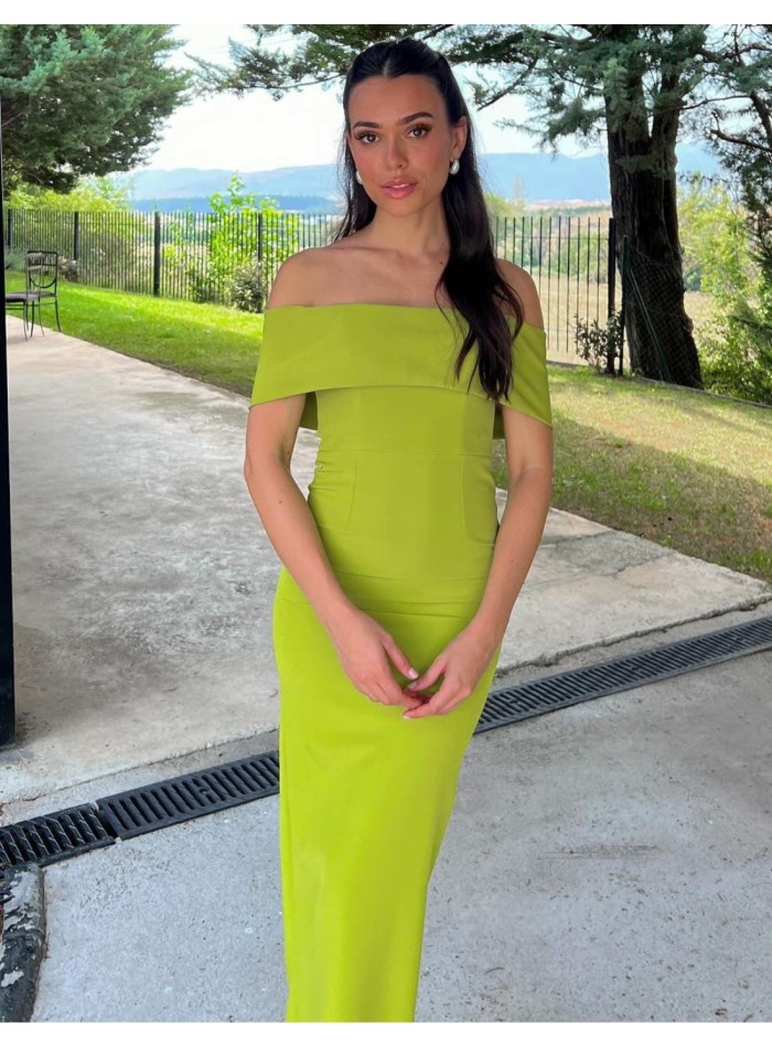 Robe de soirée longue avec encolure bardot et...