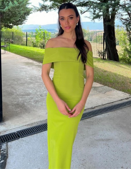 Long party dress with bardot neckline and back opening