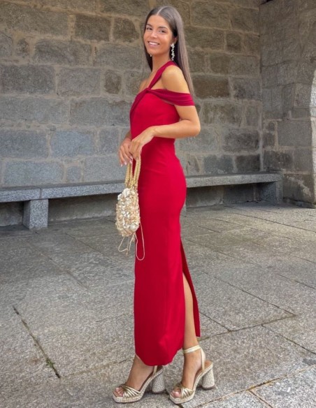 Long red guest dress with sling