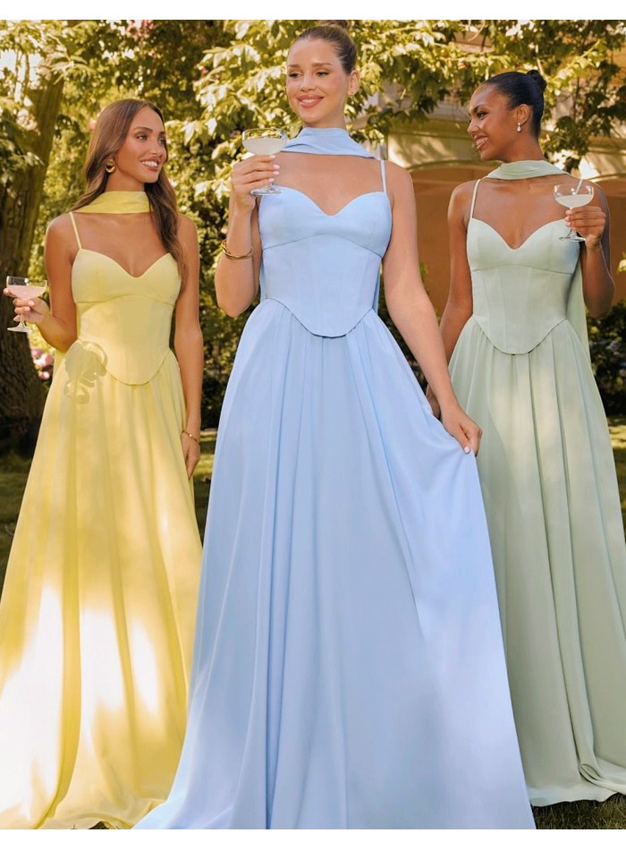 Robe de soirée longue avec corsage et jupe ample