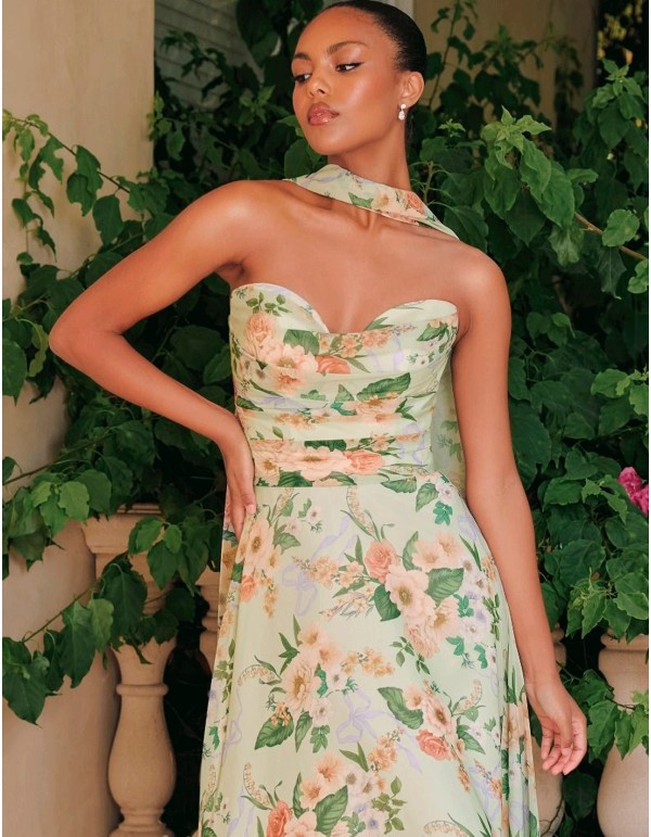 Vestido de fiesta largo palabra de honor con estampado floral