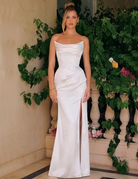 Satin wedding dress with strapless neckline and opening in the skirt