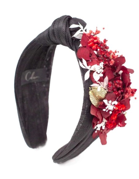Black knotted headband with preserved flowers
