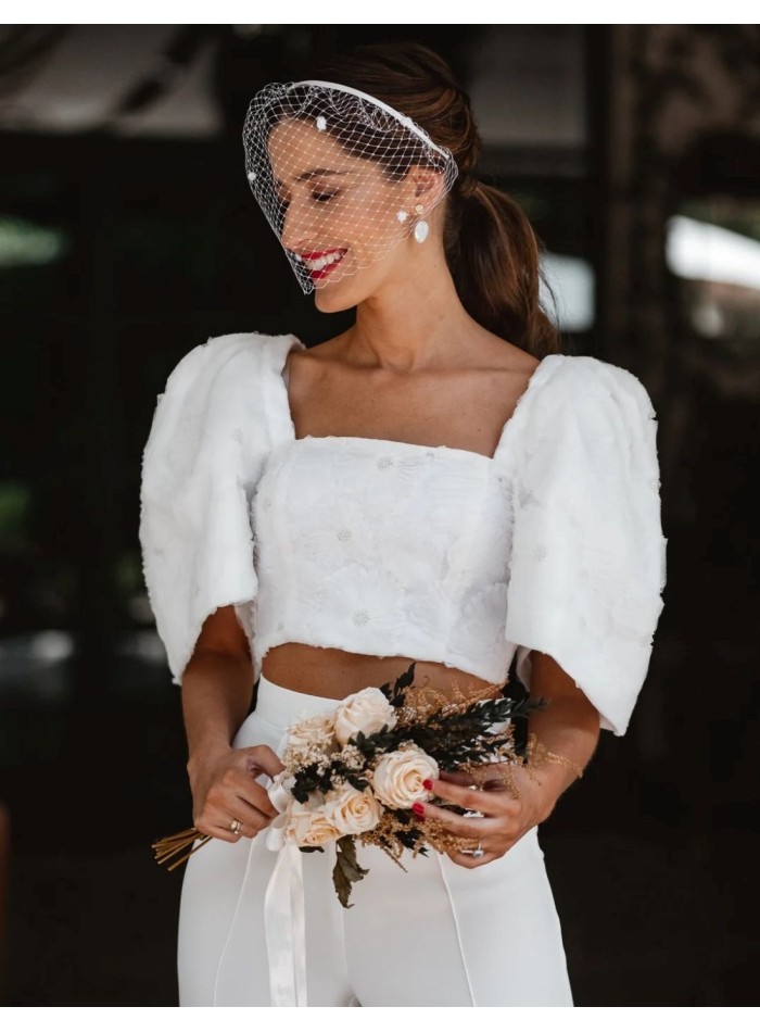 Diadema fina para invitada con velo ligero