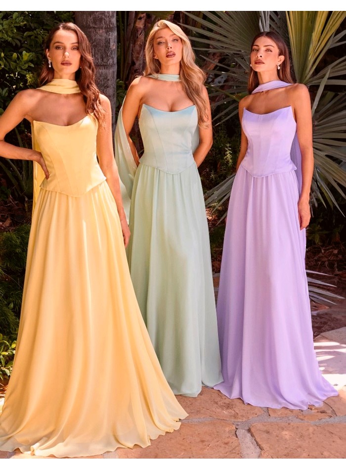 Vestido largo de invitada en gasa con cuerpo corsé y chal a juego