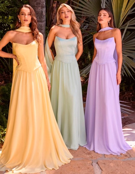 Vestido largo de invitada en gasa con cuerpo corsé y chal a juego