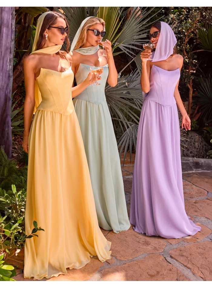 Vestido largo de invitada en gasa con cuerpo corsé y chal a juego para invitadas a bodas y eventos