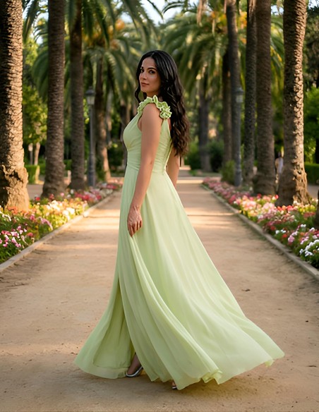 Longue robe d'invité avec décolleté en V et bretelles florales