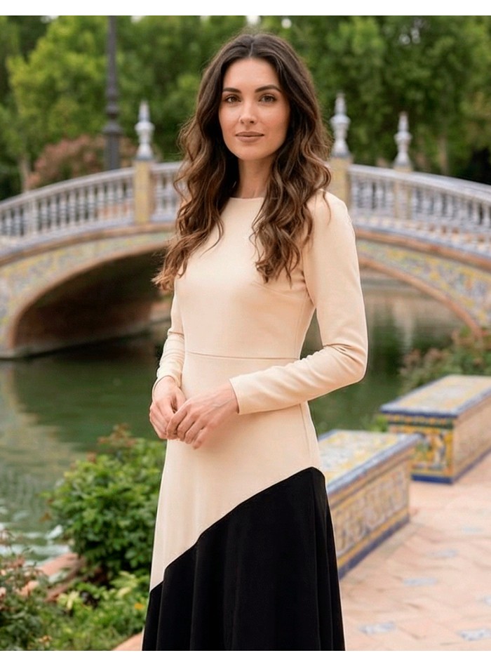 Robe midi bicolore beige et noire avec ourlet à...