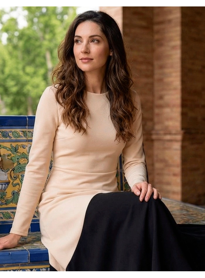 Robe midi bicolore beige et noire avec ourlet à...