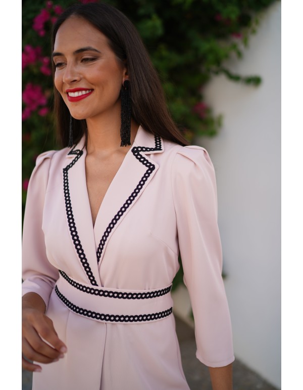 Two-piece set with lacing belt and embroidery decoration