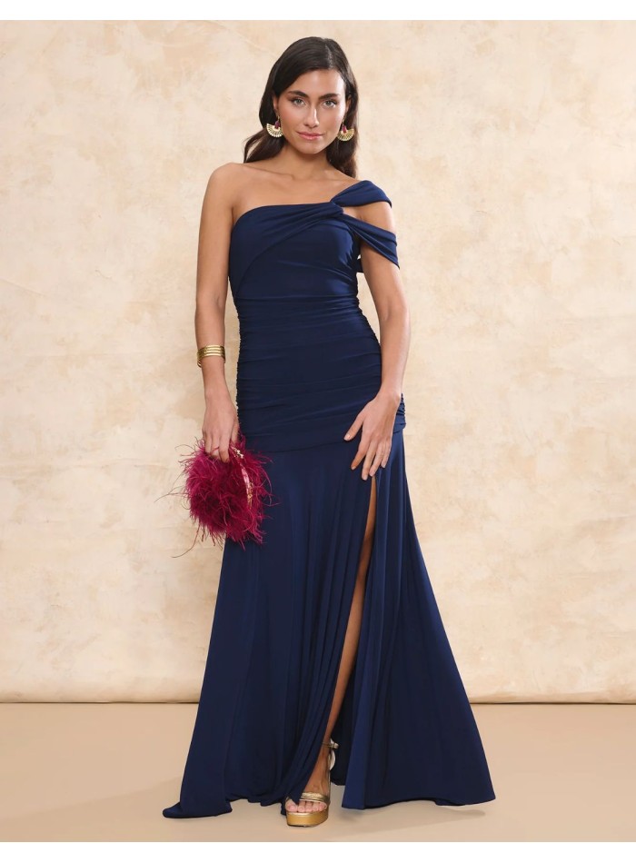 Robe longue d'invité bleue avec encolure...