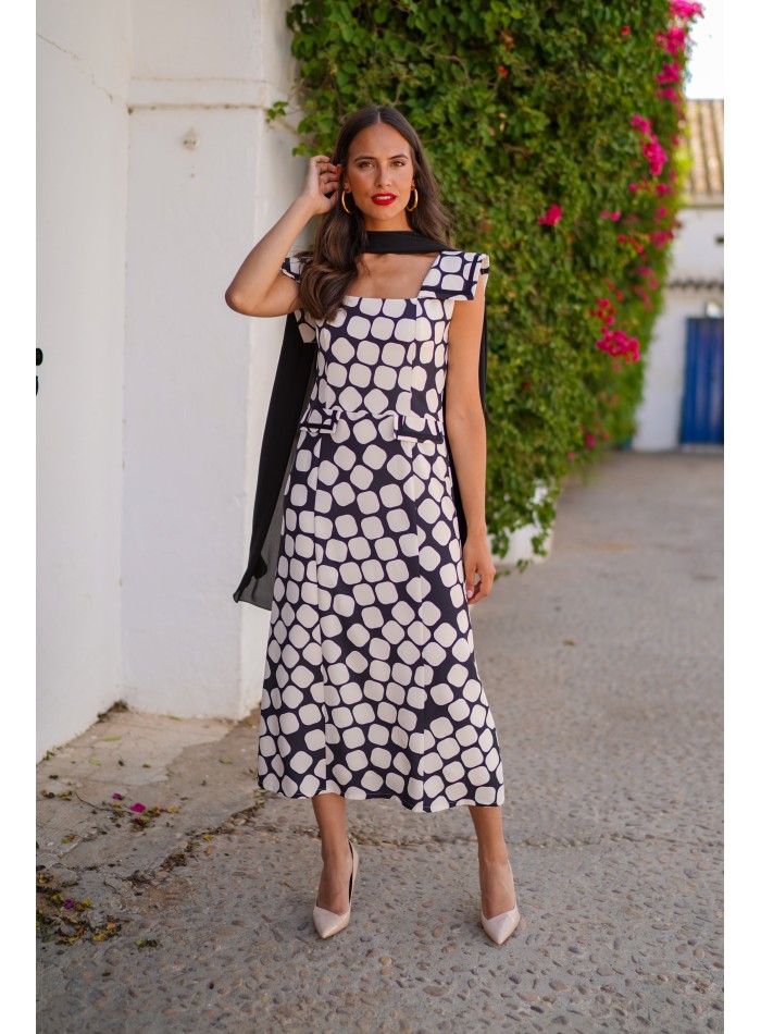 Vestido midi estampado con escote cuadrado