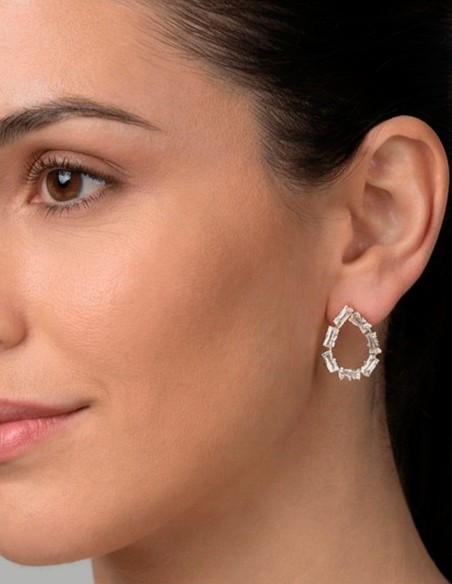 Boucles d'oreilles en forme de goutte avec cristaux