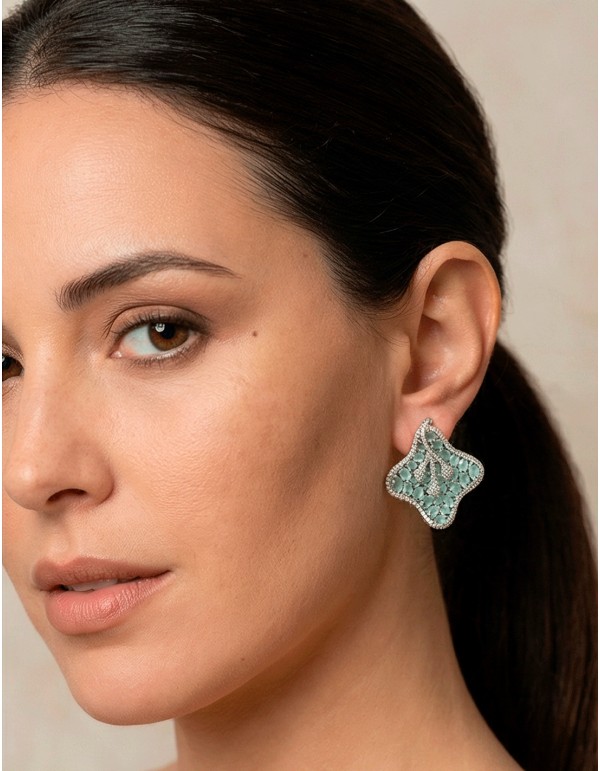 Boucles d'oreilles Fleur de Lotus avec pierres...