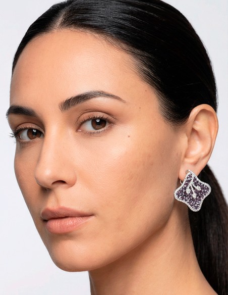 Boucles d'oreilles fleurs de lotus avec pierres semi-précieuses de couleur lilas