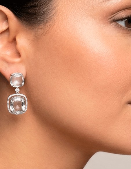 Boucles d'oreilles artisanales plaquées rhodium avec des cristaux naturels de haute qualité