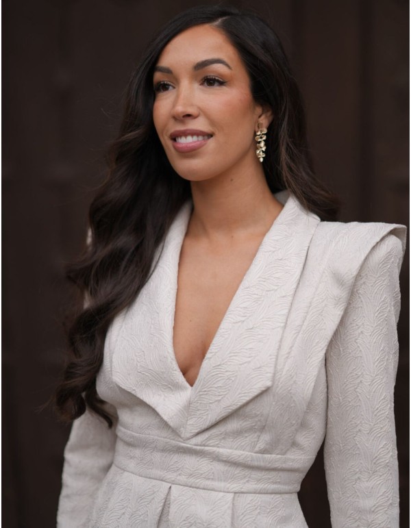 Vestido de invitada midi blanco estilo smoking en tejido... 2