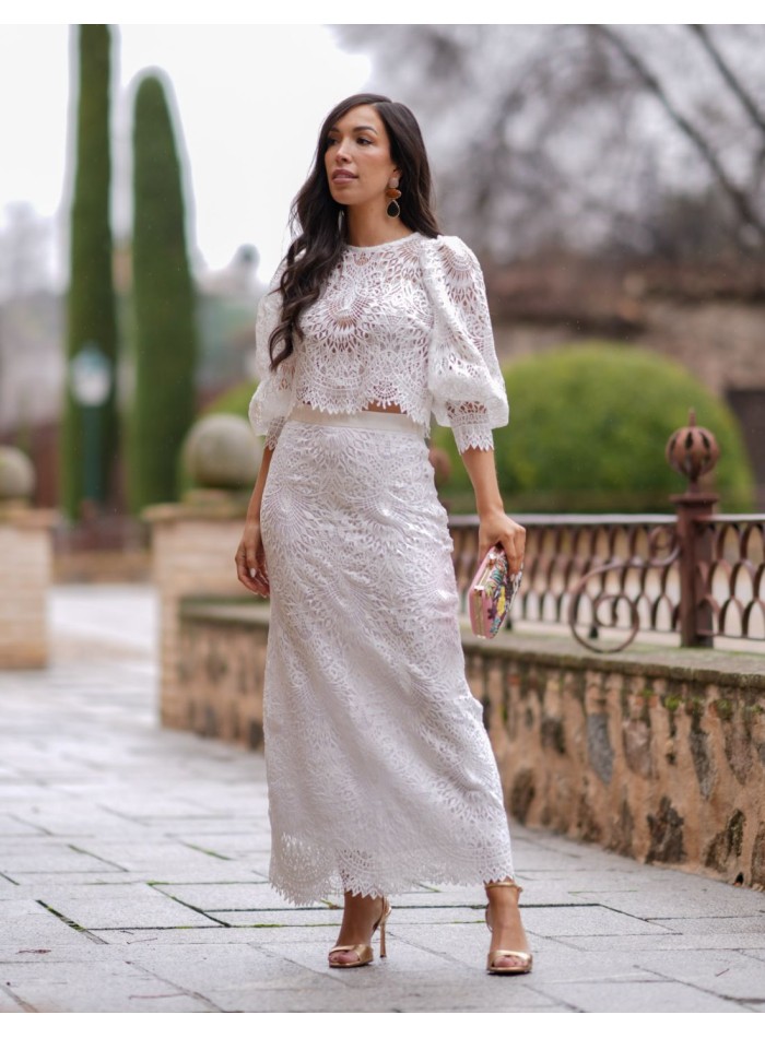 Two-piece set in white brocade fabric with...
