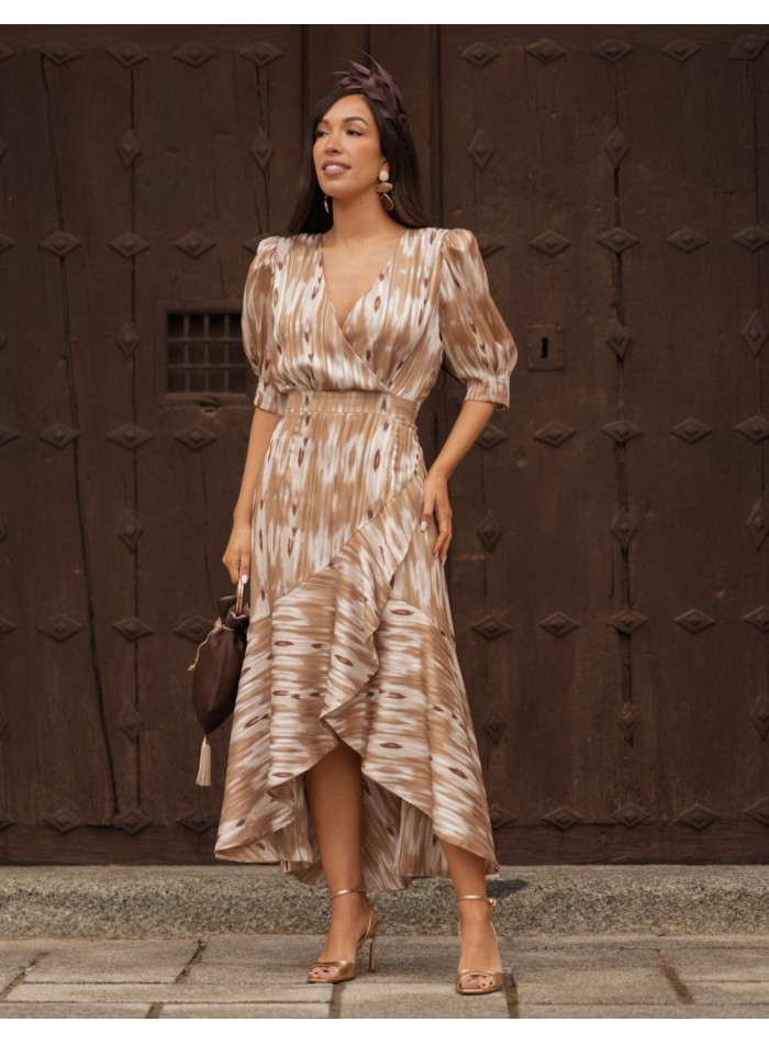 Robe midi au tissu fluide et à la jupe asymétrique