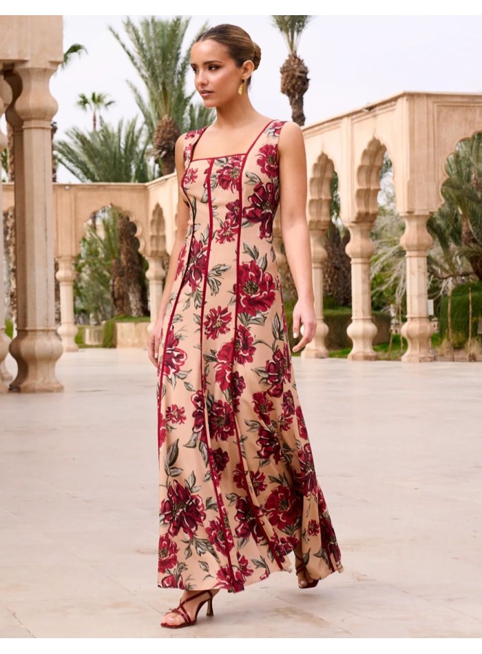 Vestido de invitada midi con estampado floral en tonos buganvilla y escote cuadrado