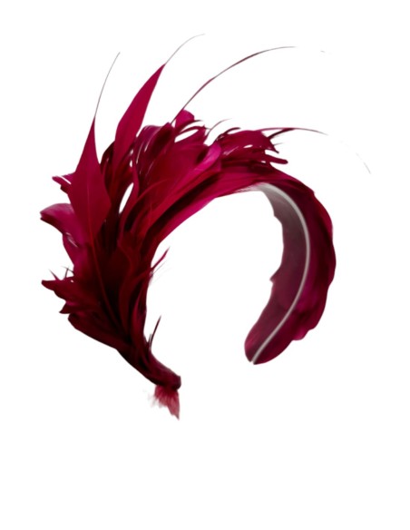 Maroon feather headband for guest in maroon color