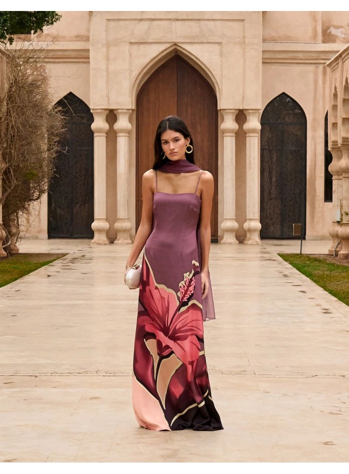 Vestido largo de invitada con estampado floral en satén