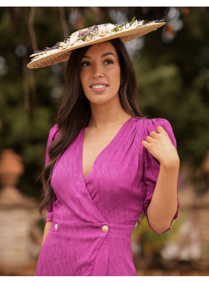 Robe midi à ourlet asymétrique et tissu fluide