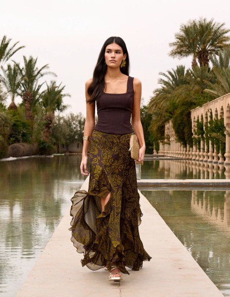 Top en crêpe marron avec encolure carrée et dos corseté