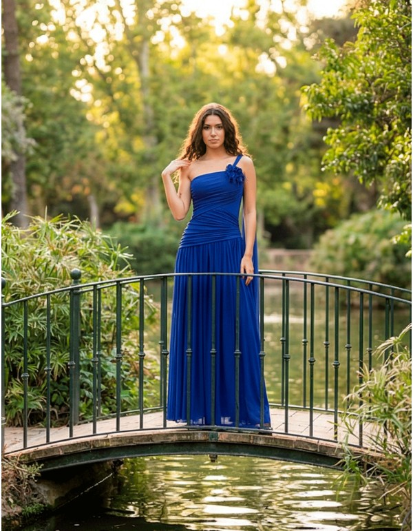 Klein Blue Long Dress with Removable Flower and Adjustable Back (Robe longue avec fleur amovible et dos ajustable) 2