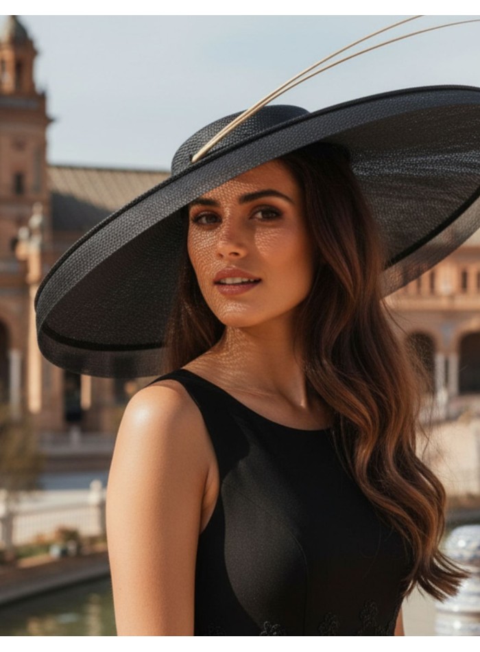 Pamela with mane and rachis details