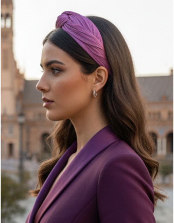 Diadema de fiesta violeta trenzada en seda