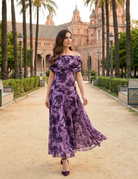Robe longue sophistiquée en violet pour les mariages et les événements