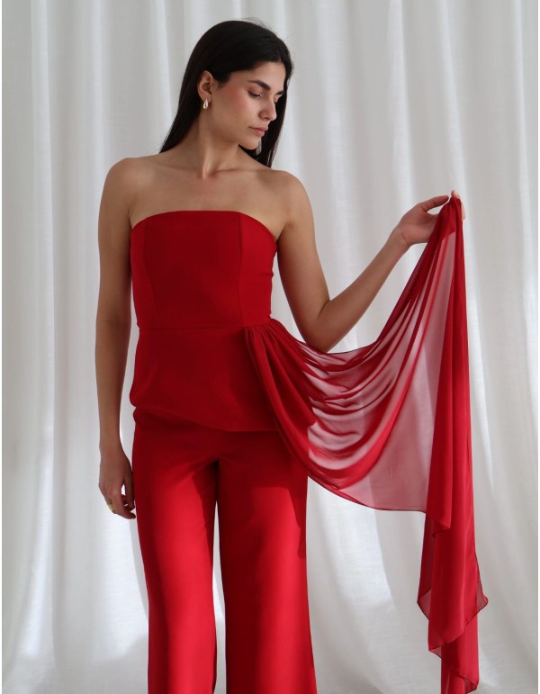 Set de dos piezas con top palabra de honor y pantalón de pinzas