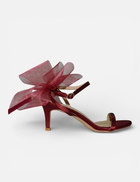 Satin low heel sandal set with bow clip