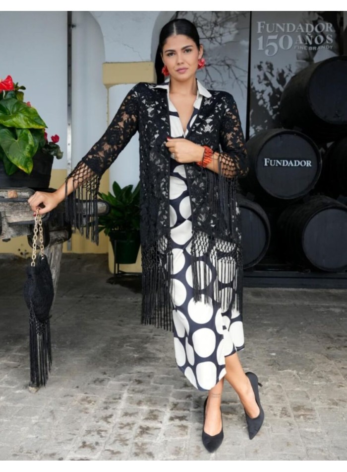 Kimono en dentelle noire avec fleurs et franges