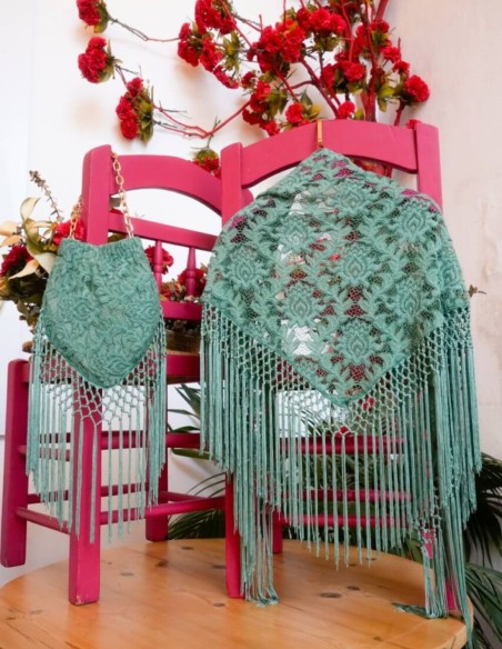 Châle manille en dentelle de couleur menthe