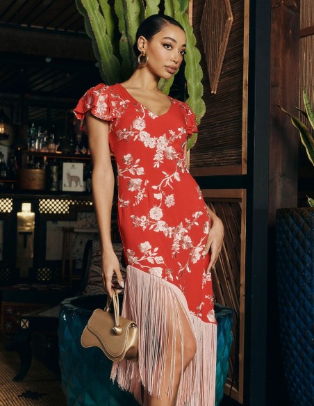 Vestido con flecos