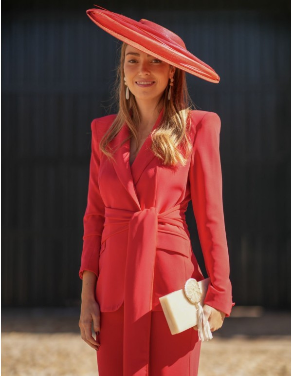 Two-piece set in deep red color made in crepe 2