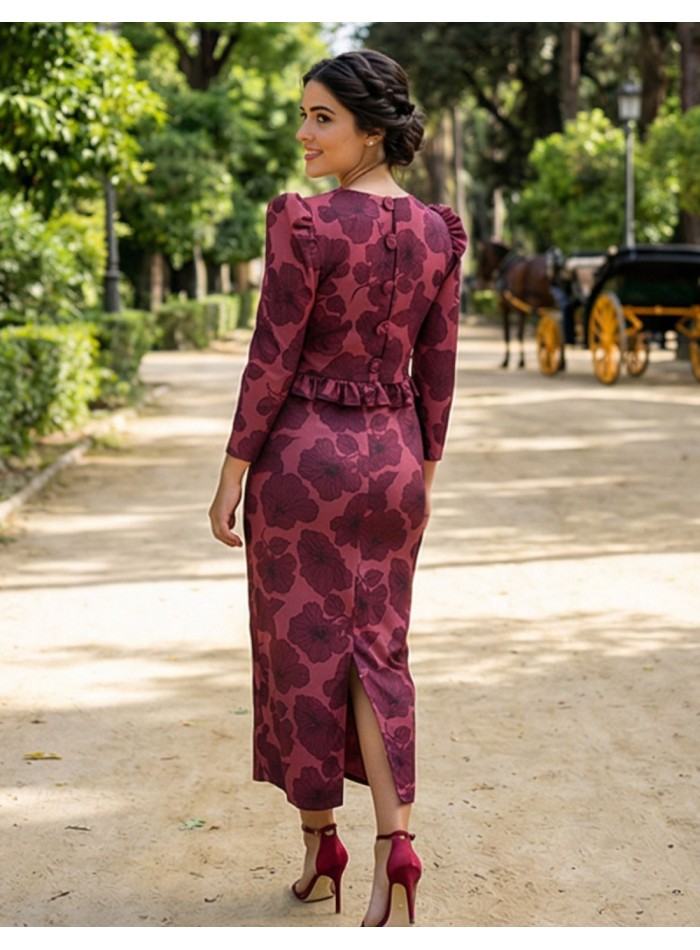 Two-piece set with floral print in burgundy color