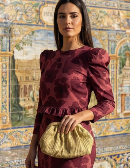 Bolso de rafia dorado con cadena larga para invitada