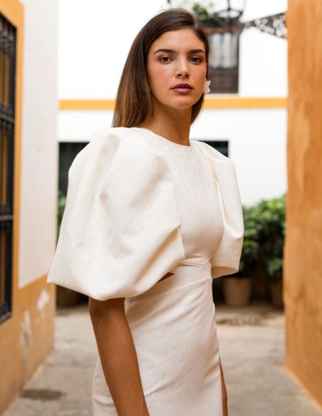 Robe midi à manches bouffantes et découpes