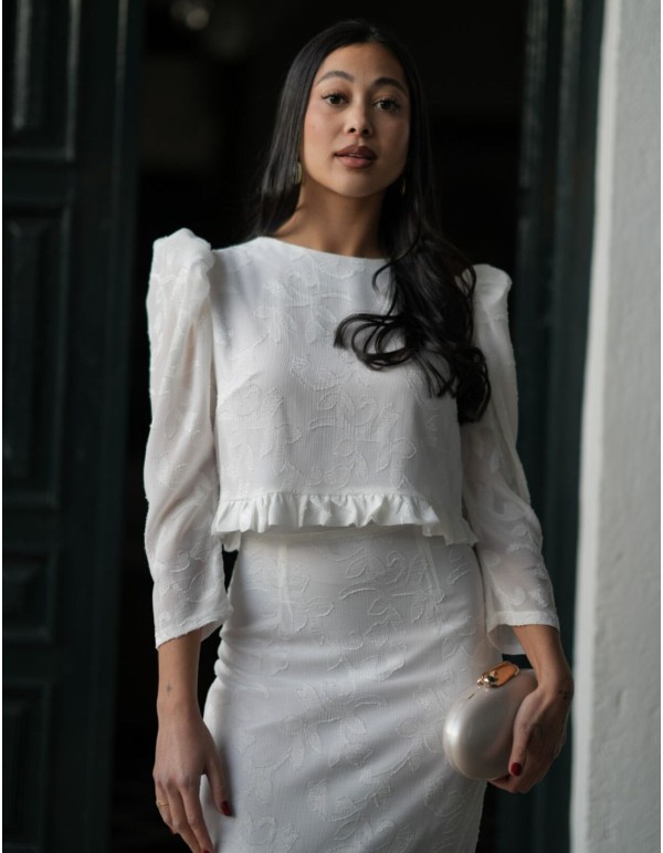 Two-piece white brocade chiffon top and skirt set 2