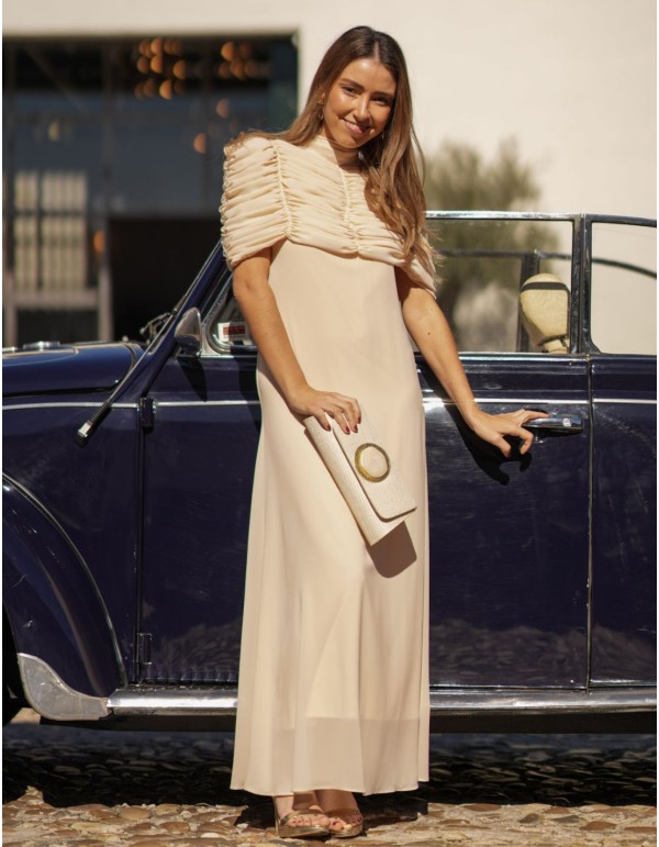 Robe midi dos nu avec capelette en mousseline de soie...