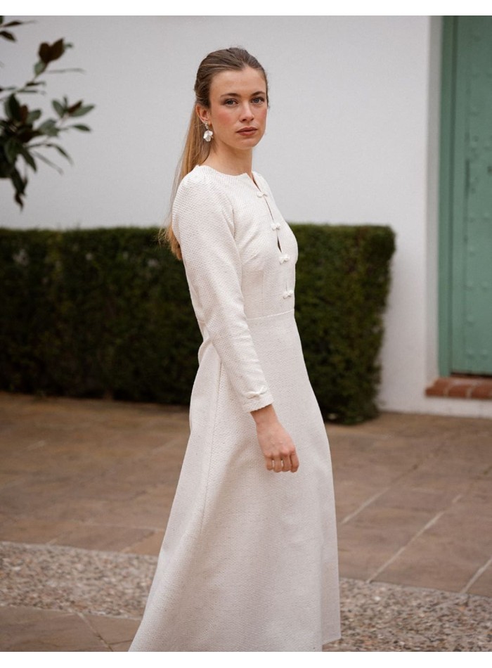 Tweed midi dress in beige with a floaty skirt...