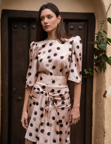 Top à manches courtes imprimé à pois pour les invités