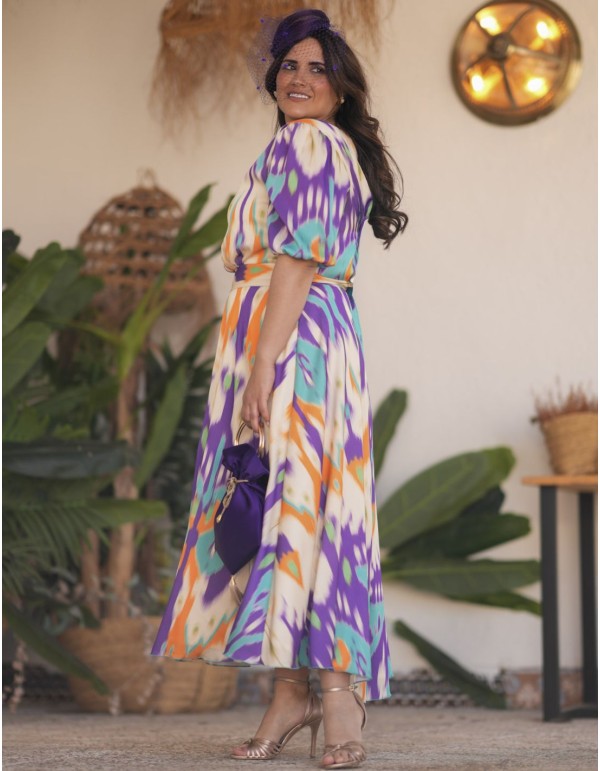 Robe midi en tissu imprimé fluide pour une robe d'invité 2